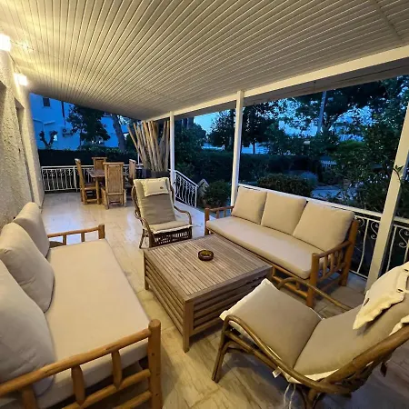 Koko's Summer House *